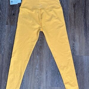 Beyond Yoga Suflh color size medium Leggings